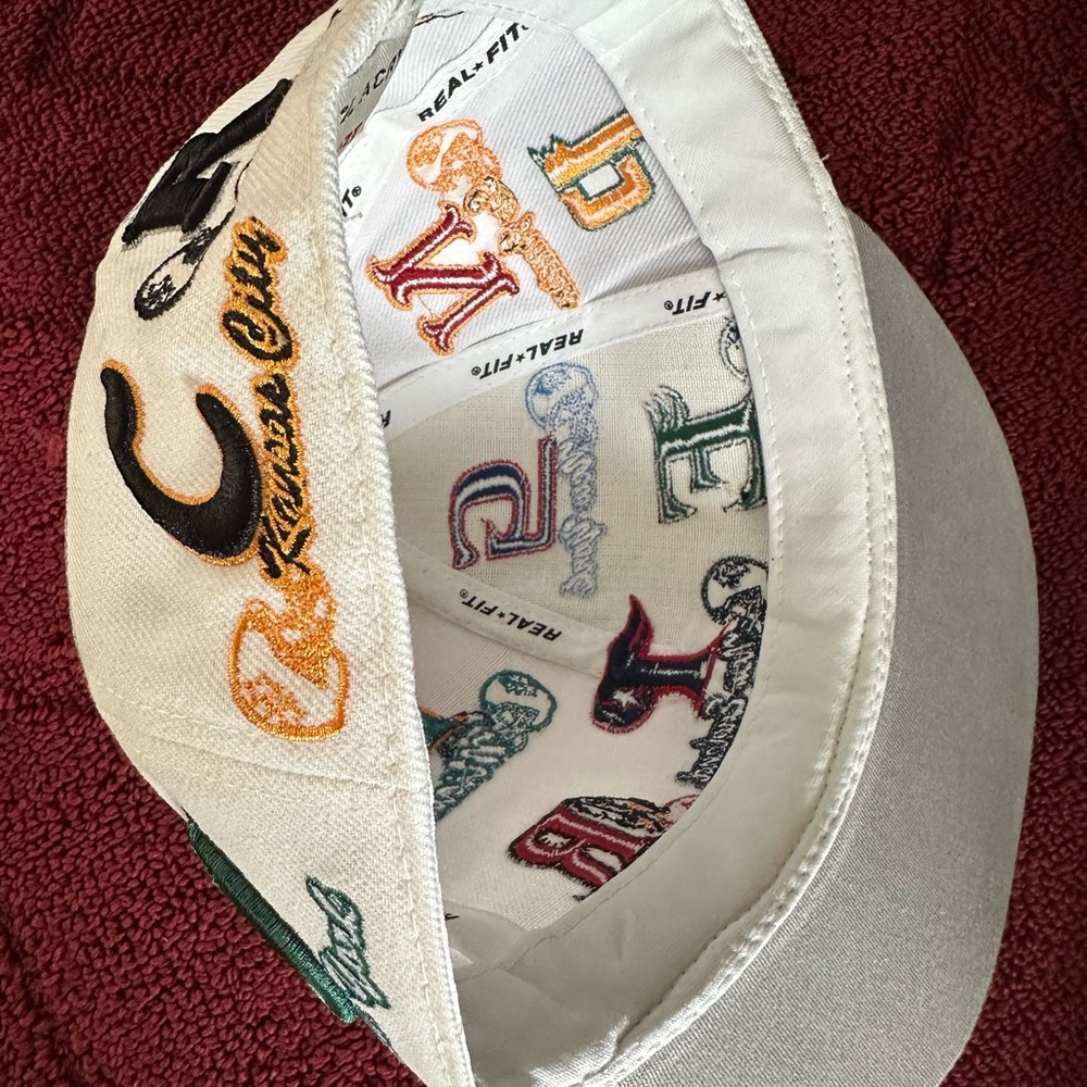 Hat - Picture 9 of 9